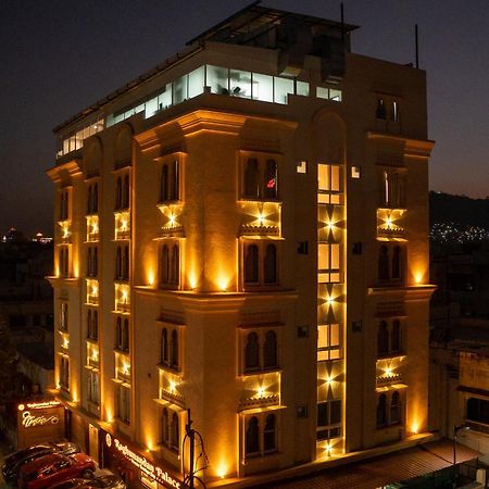 Raghunandan Palace - A Premier Boutique Stay, City Center & 500 Meters From City Railway Station Udaipur Exteriör bild