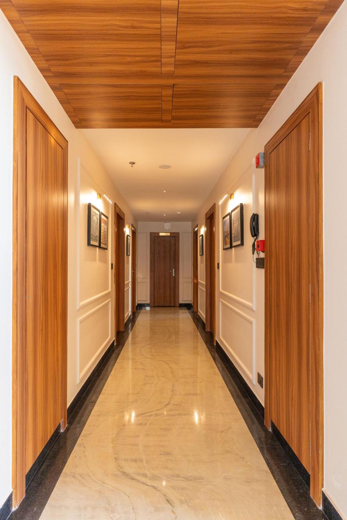 Raghunandan Palace - A Premier Boutique Stay, City Center & 500 Meters From City Railway Station Udaipur Exteriör bild