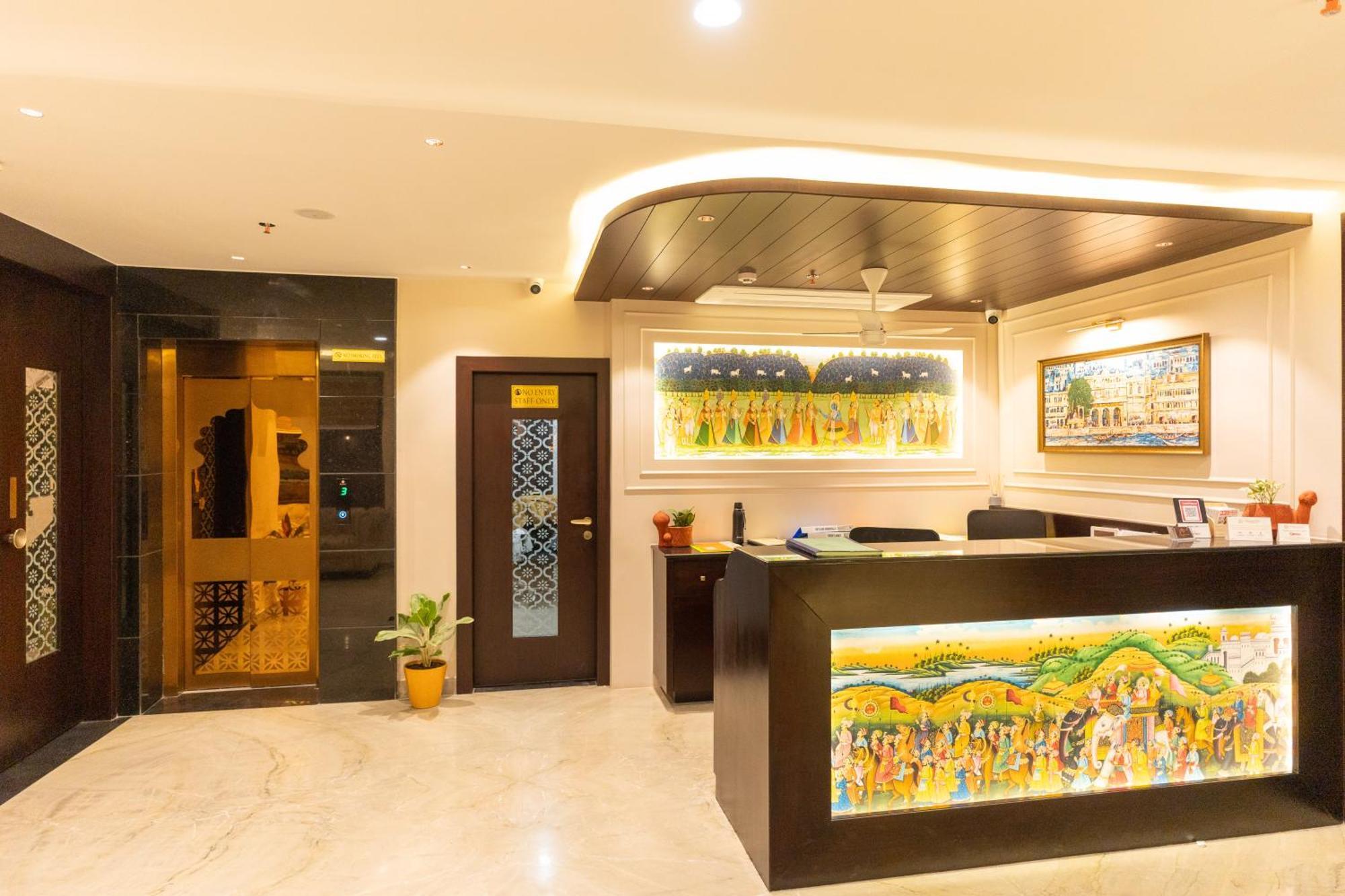 Raghunandan Palace - A Premier Boutique Stay, City Center & 500 Meters From City Railway Station Udaipur Exteriör bild